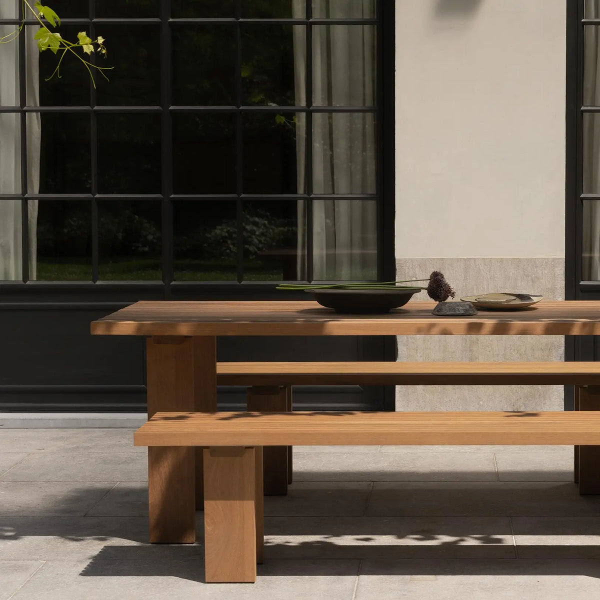 Element outdoor dining bench